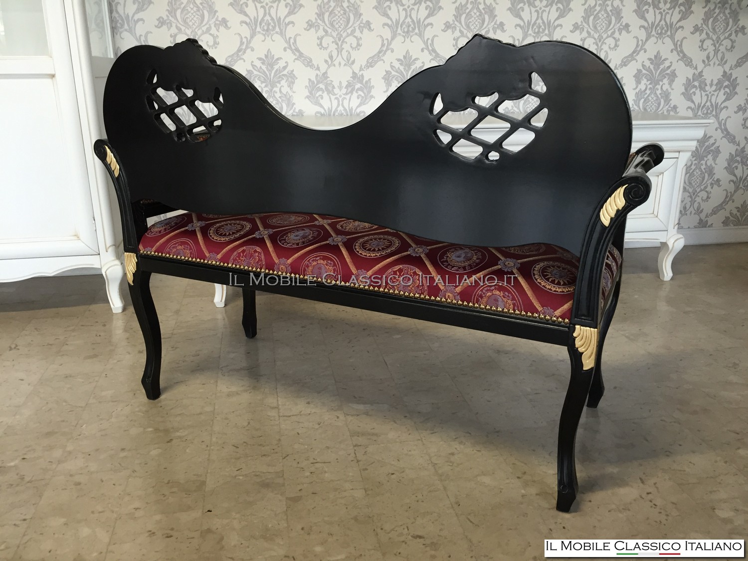 mobili classici pouf 215